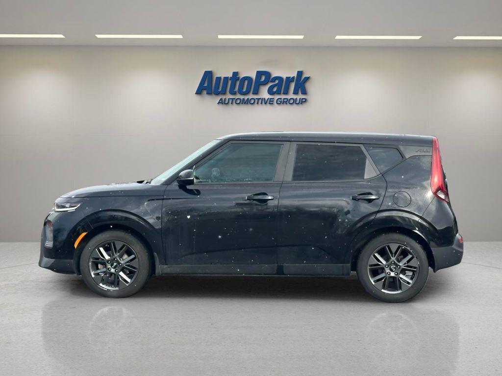 used 2021 Kia Soul car, priced at $14,580