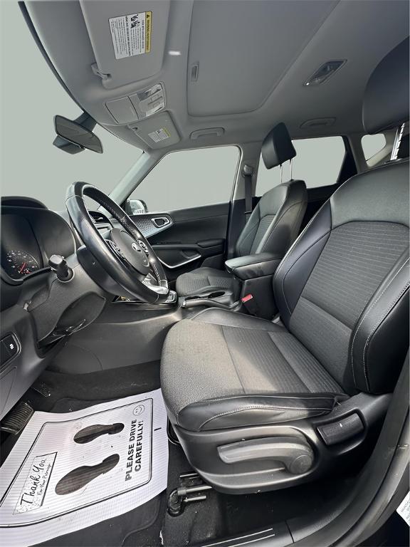 used 2021 Kia Soul car, priced at $15,667