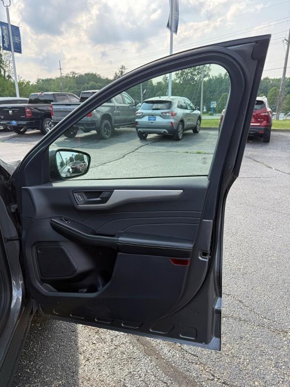 used 2022 Ford Escape car, priced at $19,897