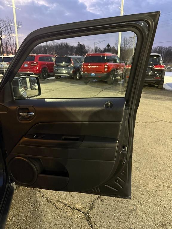 used 2015 Jeep Patriot car, priced at $9,500