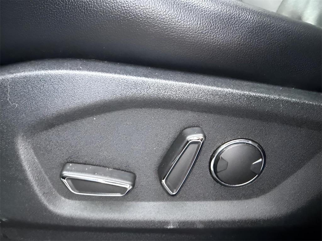 used 2019 Ford Edge car, priced at $16,978