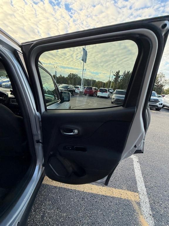 used 2020 Jeep Renegade car, priced at $13,325