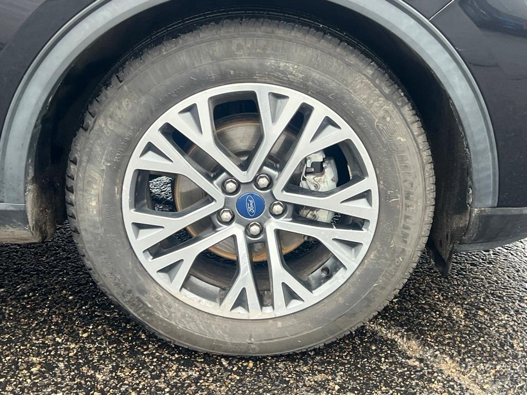 used 2020 Ford Escape car, priced at $12,995