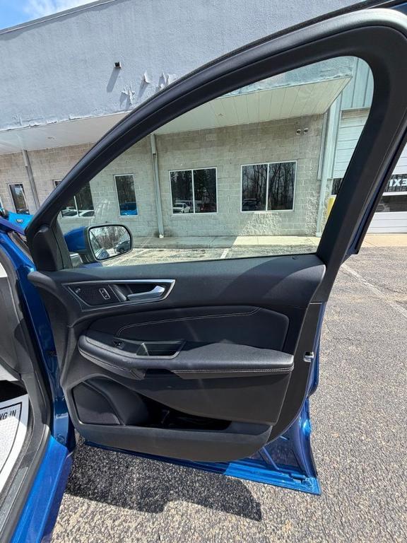 used 2024 Ford Edge car, priced at $25,984