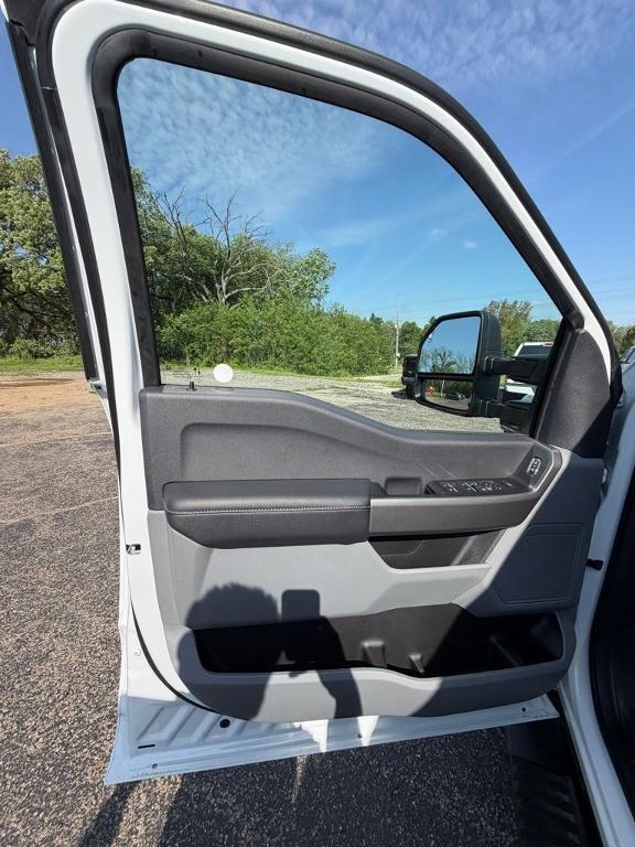 new 2026 Ford F-350 car, priced at $65,945