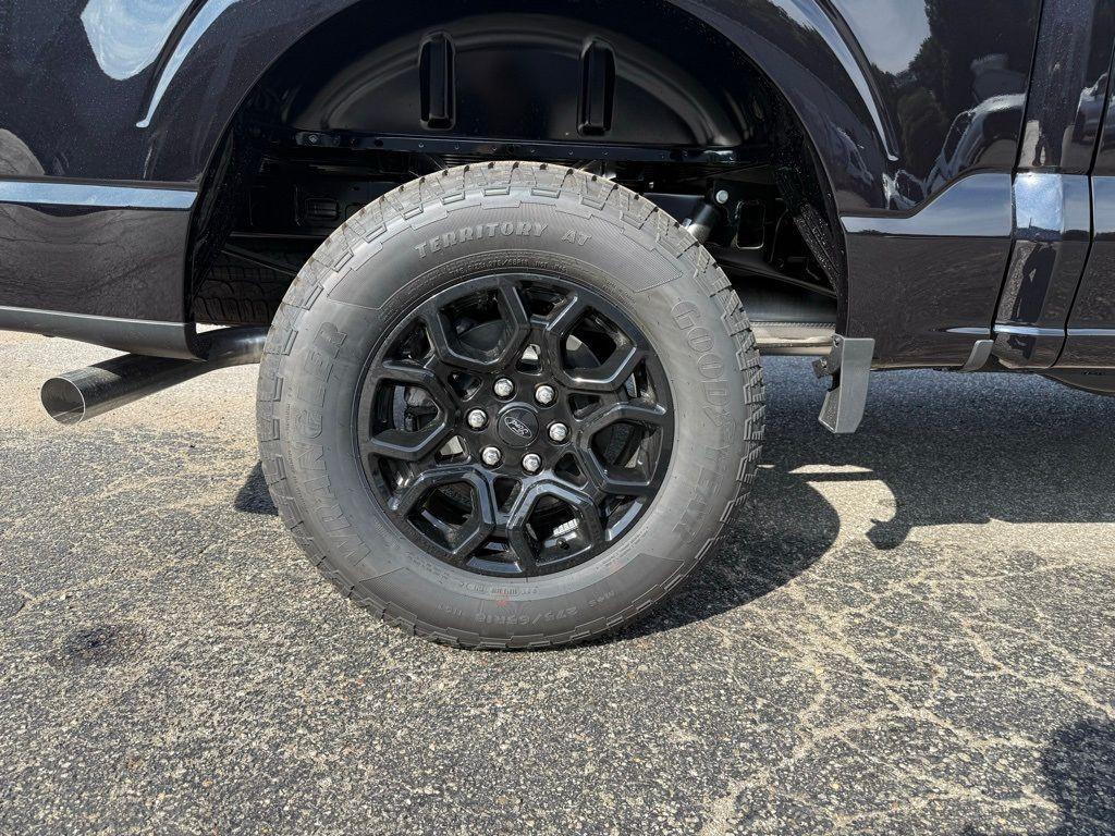 new 2025 Ford F-150 car, priced at $50,425