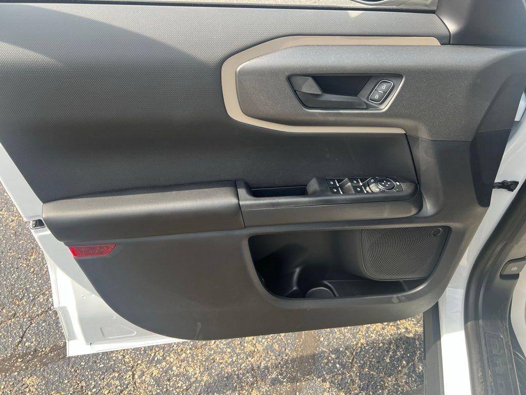 new 2025 Ford Bronco Sport car, priced at $32,990