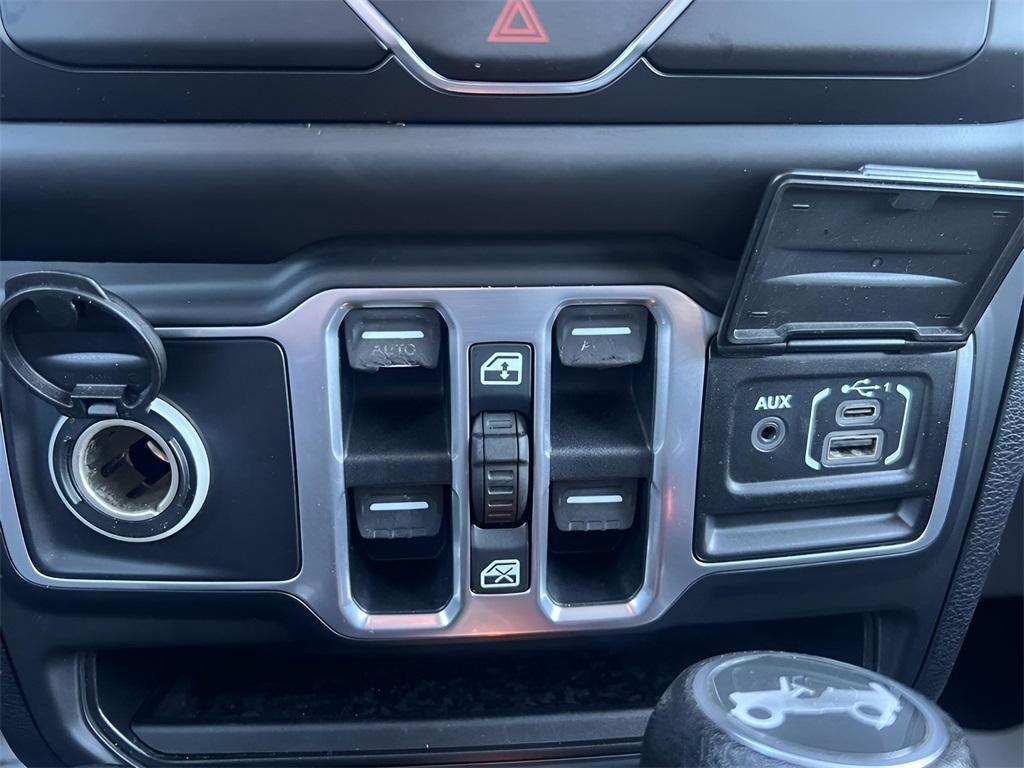 used 2018 Jeep Wrangler Unlimited car, priced at $19,967