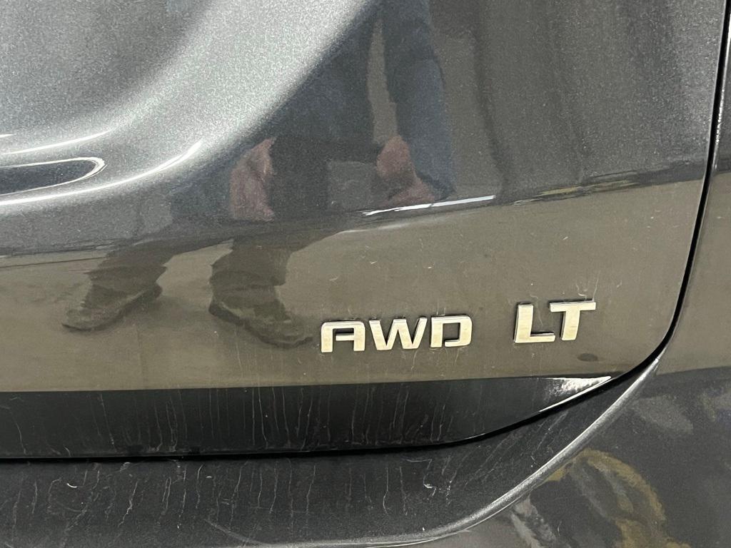 used 2021 Chevrolet Equinox car, priced at $17,995