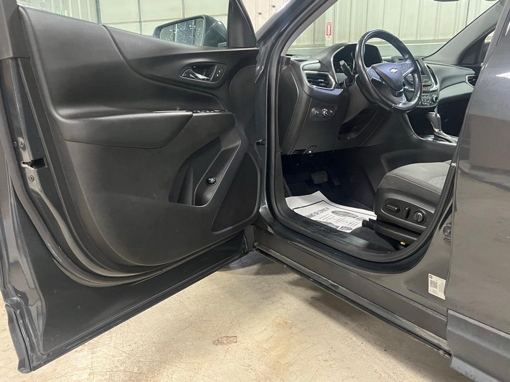 used 2021 Chevrolet Equinox car, priced at $17,995