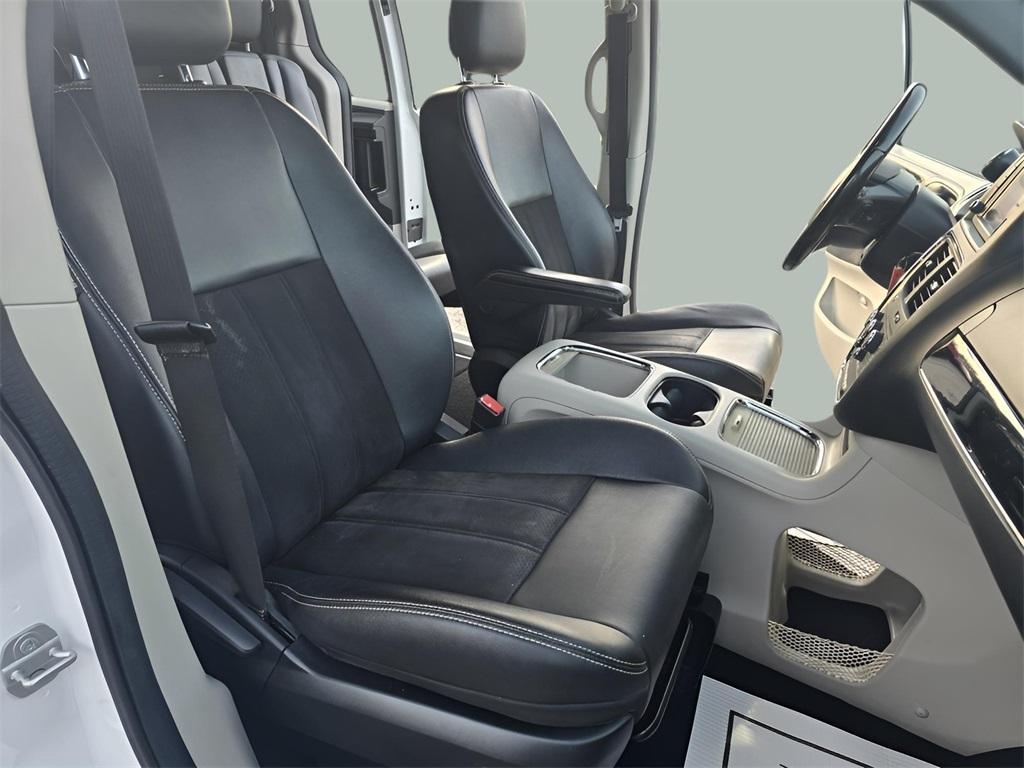 used 2020 Dodge Grand Caravan car, priced at $14,858