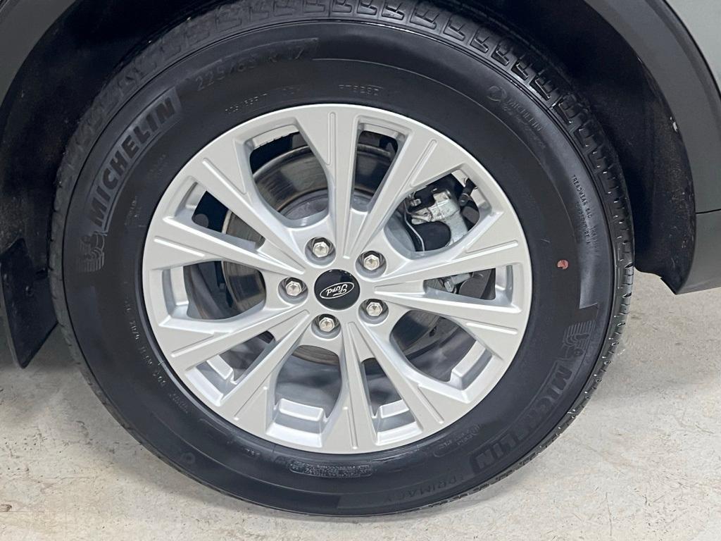 used 2025 Ford Escape car, priced at $22,995
