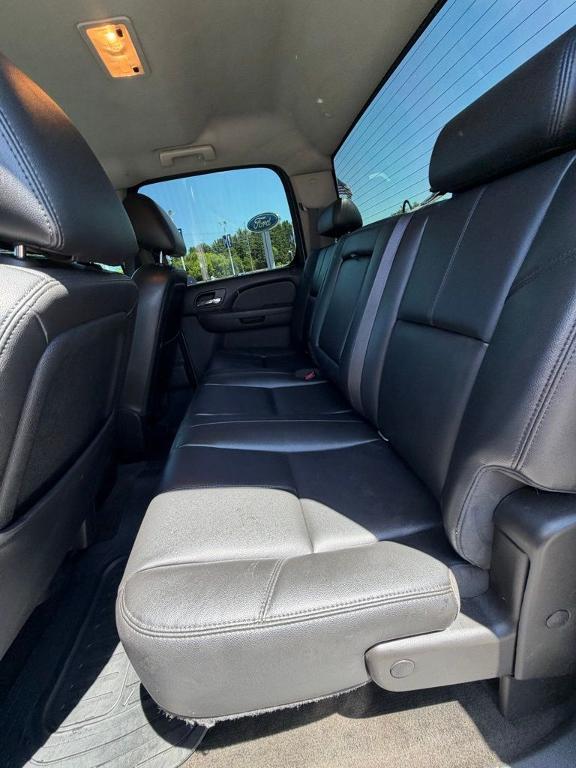 used 2012 GMC Sierra 2500 car, priced at $20,247