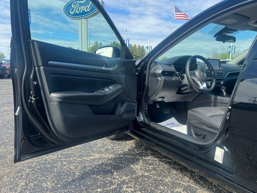used 2022 Nissan Altima car, priced at $15,987