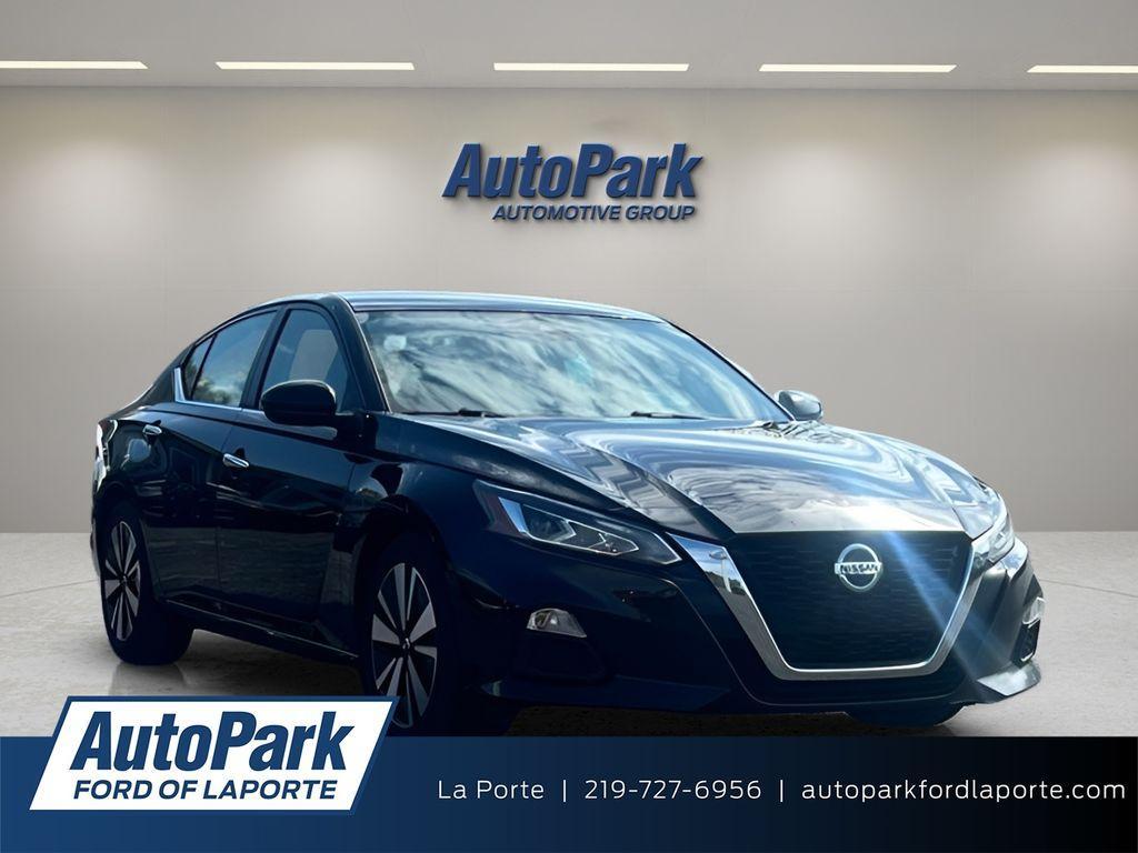 used 2022 Nissan Altima car, priced at $15,987