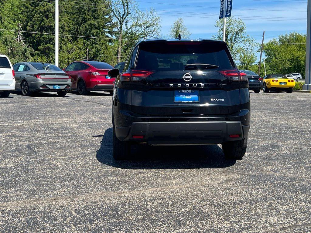 used 2024 Nissan Rogue car, priced at $22,247