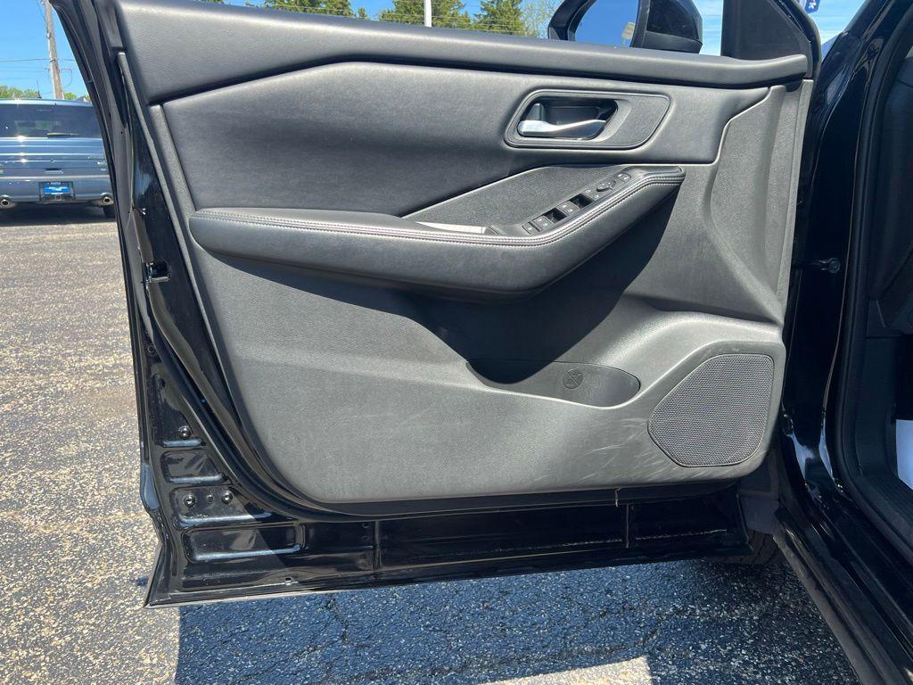 used 2024 Nissan Rogue car, priced at $22,247