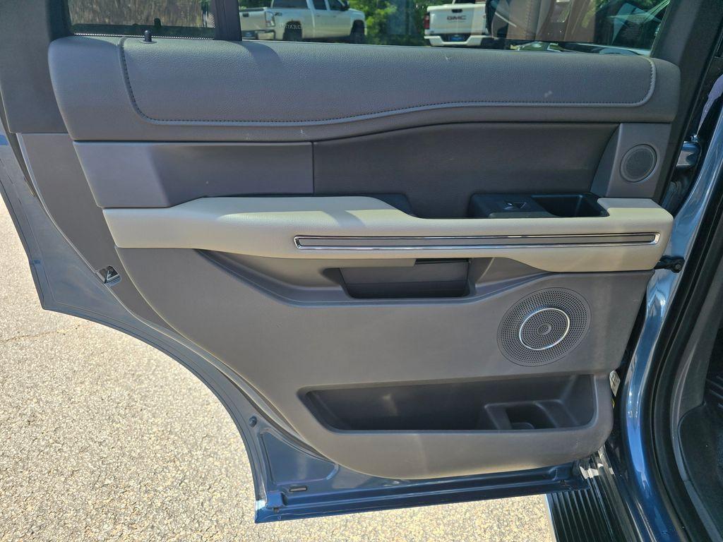 used 2018 Ford Expedition car, priced at $22,247