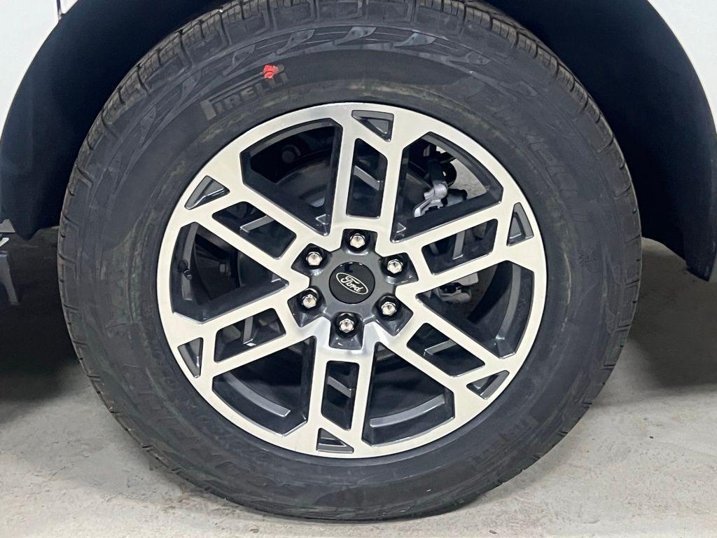 new 2026 Ford Expedition Max car, priced at $77,165