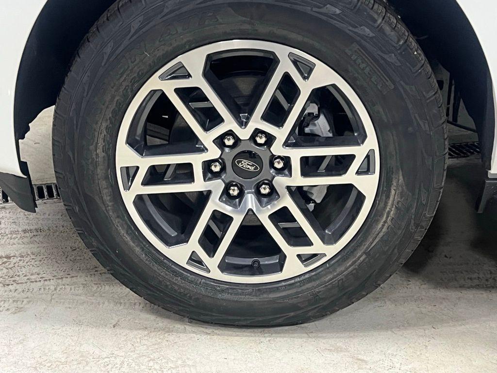 new 2026 Ford Expedition Max car, priced at $77,165