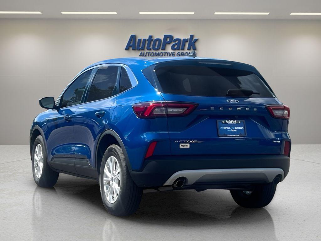 used 2023 Ford Escape car, priced at $23,247