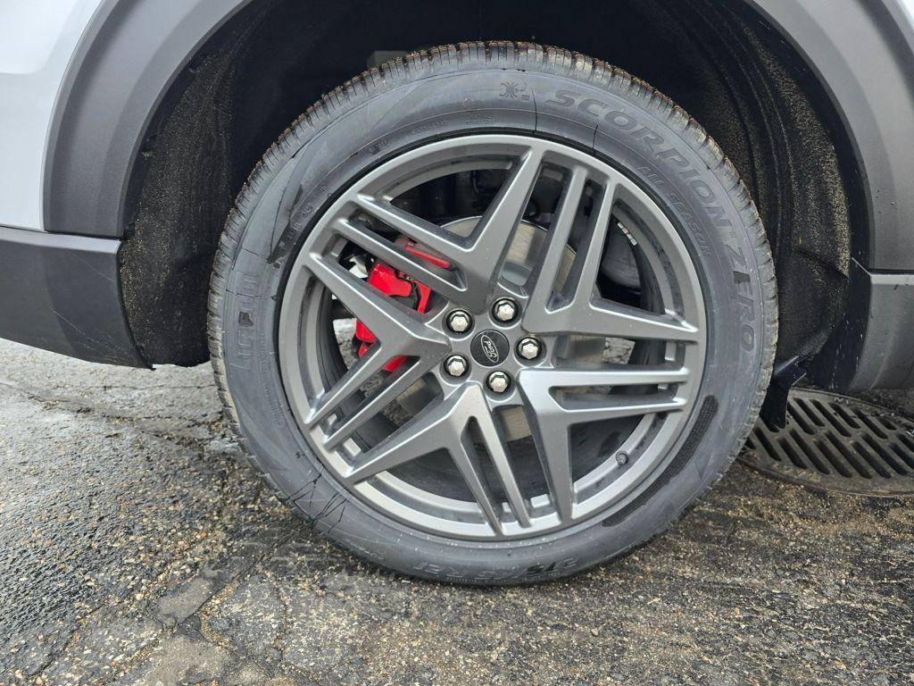 new 2026 Ford Explorer car, priced at $60,250