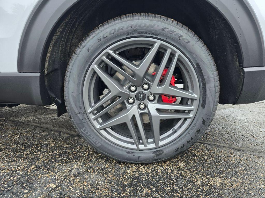 new 2026 Ford Explorer car, priced at $60,250