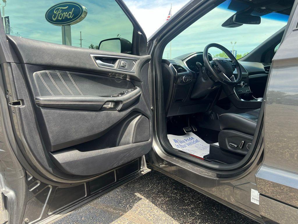 used 2019 Ford Edge car, priced at $22,944