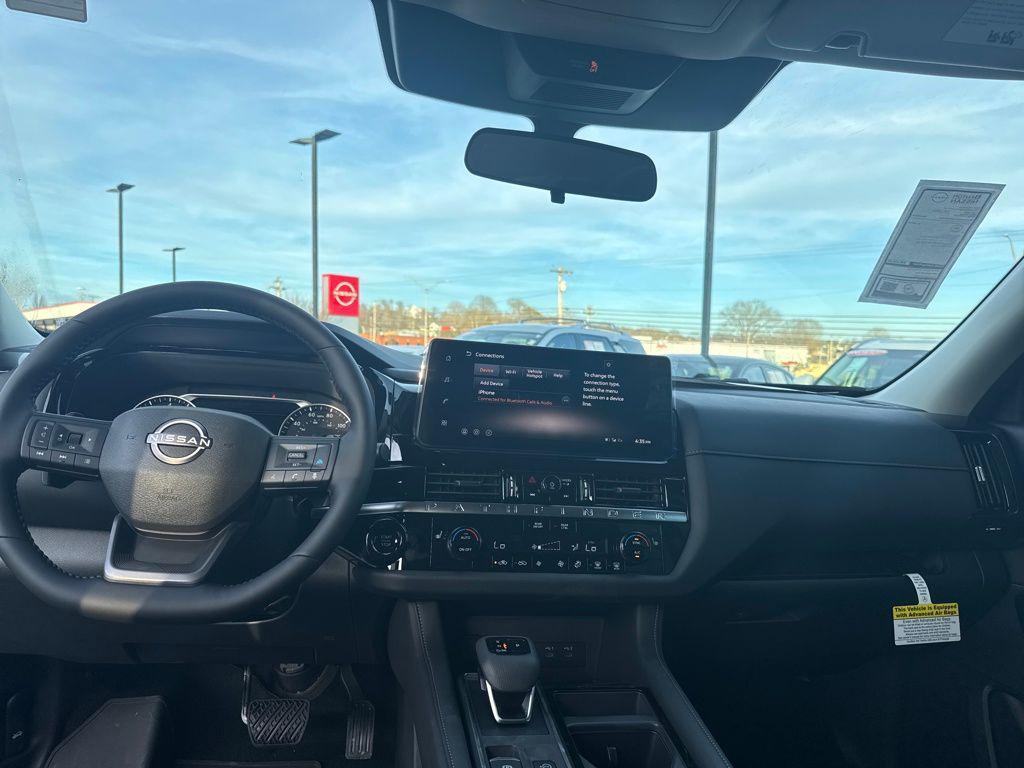new 2026 Nissan Pathfinder car, priced at $37,555