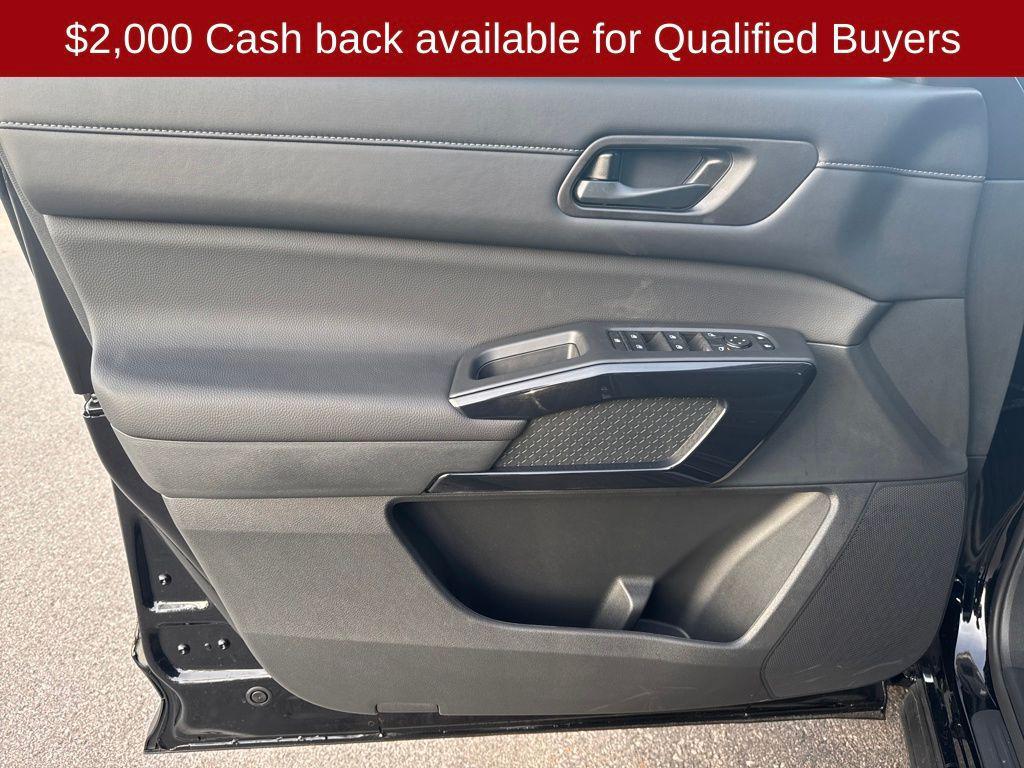 new 2026 Nissan Pathfinder car, priced at $37,496