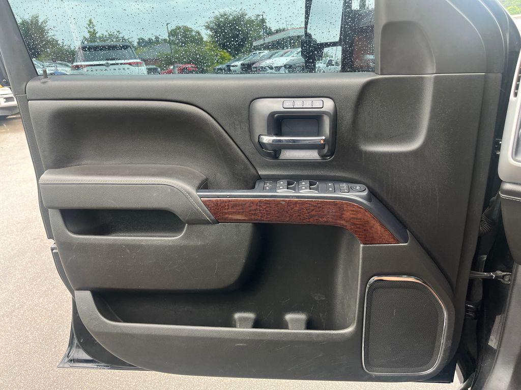 used 2015 GMC Sierra 1500 car, priced at $25,994