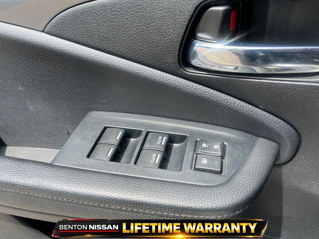 used 2022 Honda Pilot car, priced at $28,994