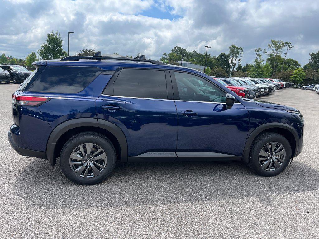new 2026 Nissan Pathfinder car, priced at $38,822