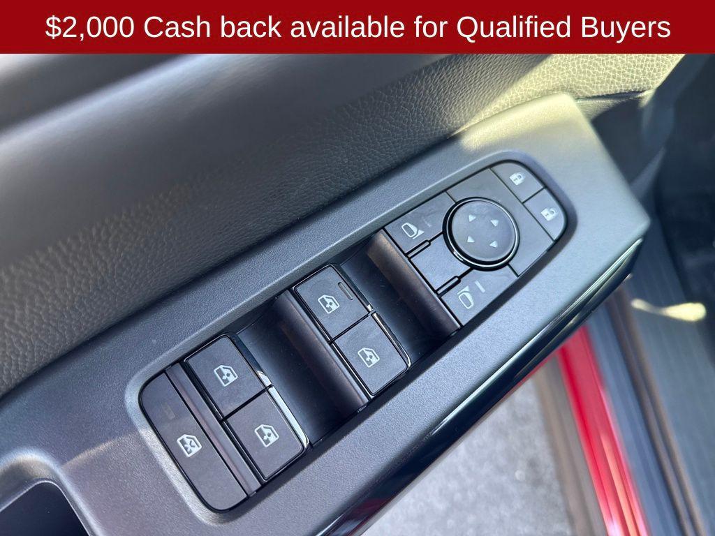 new 2026 Nissan Pathfinder car, priced at $37,996