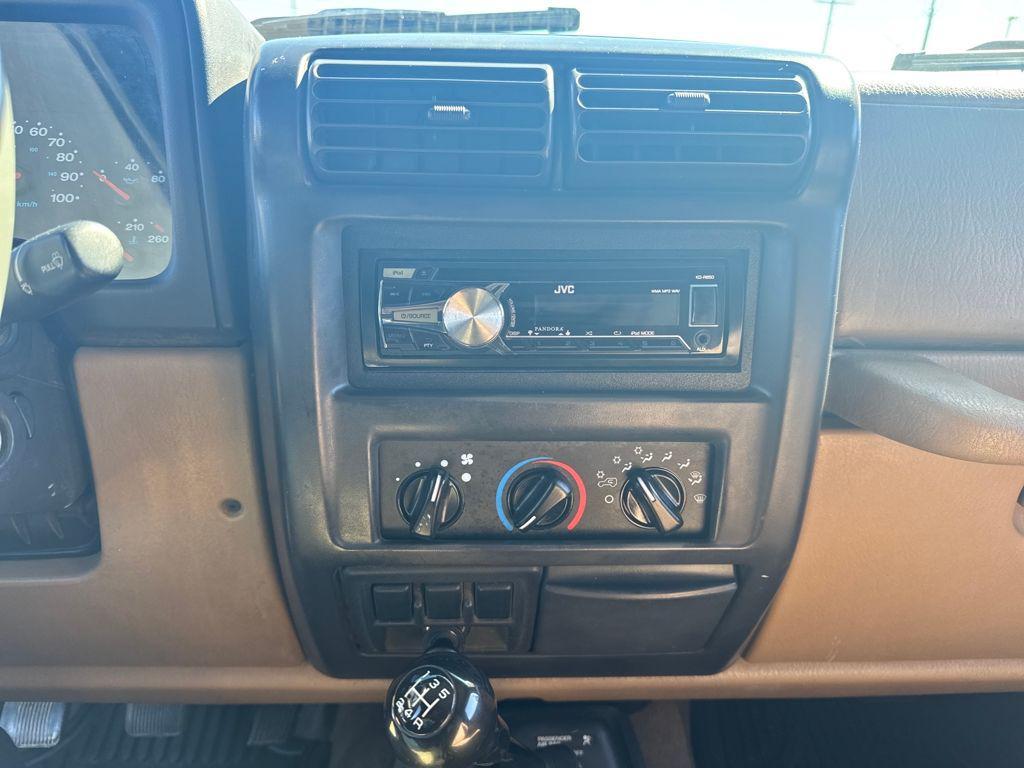 used 2001 Jeep Wrangler car, priced at $8,996