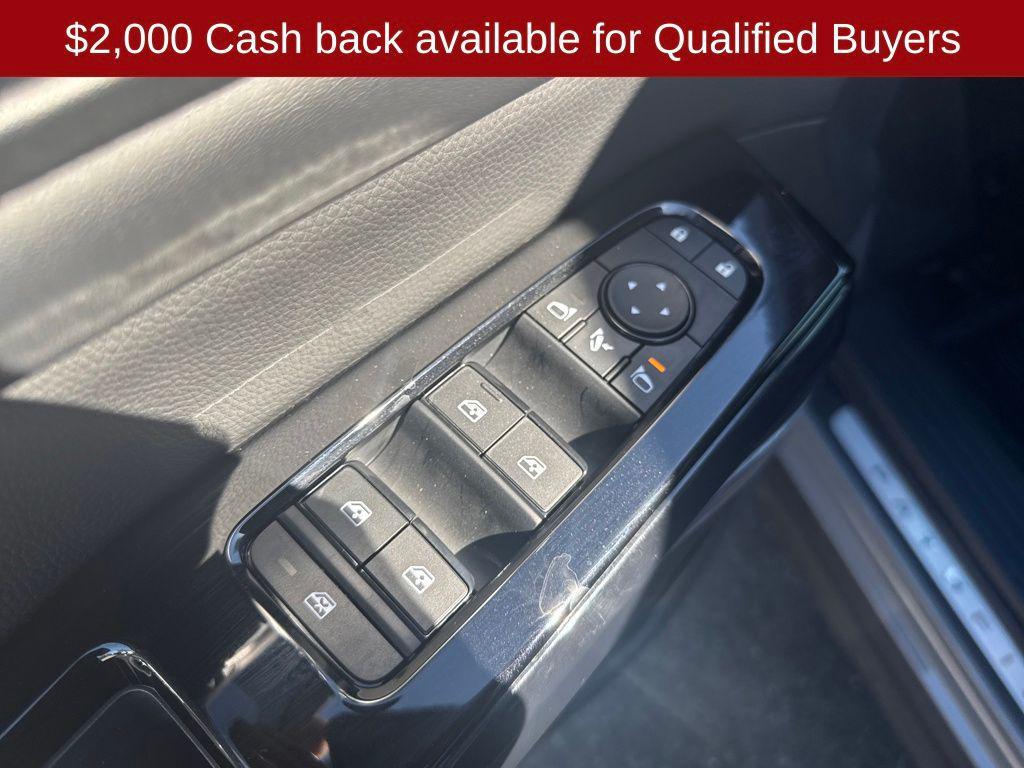 new 2026 Nissan Pathfinder car, priced at $45,996