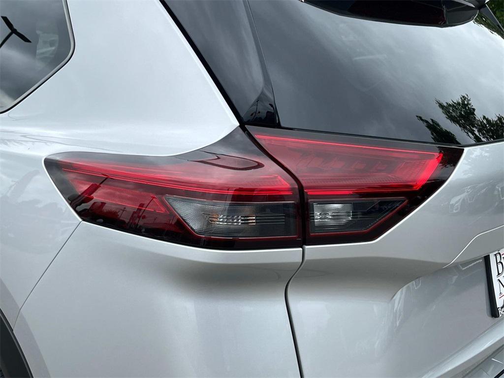 2023 Brilliant Silver Metallic Nissan Rogue