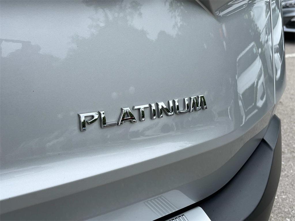 2023 Brilliant Silver Metallic Nissan Rogue