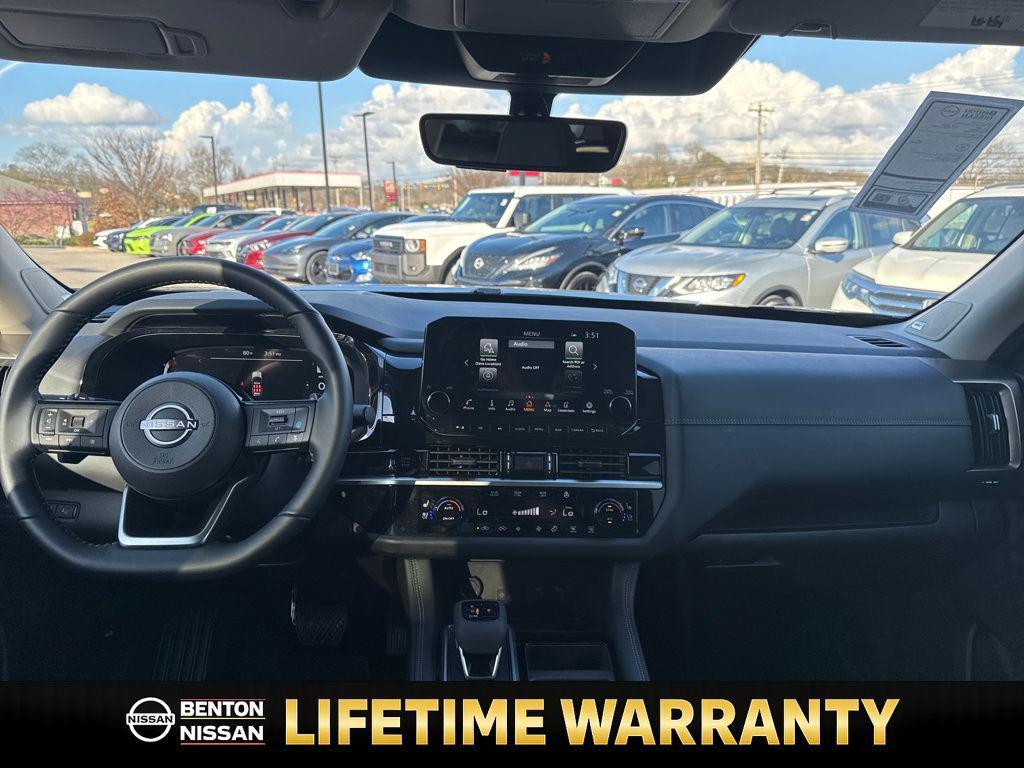 used 2025 Nissan Pathfinder car, priced at $43,279