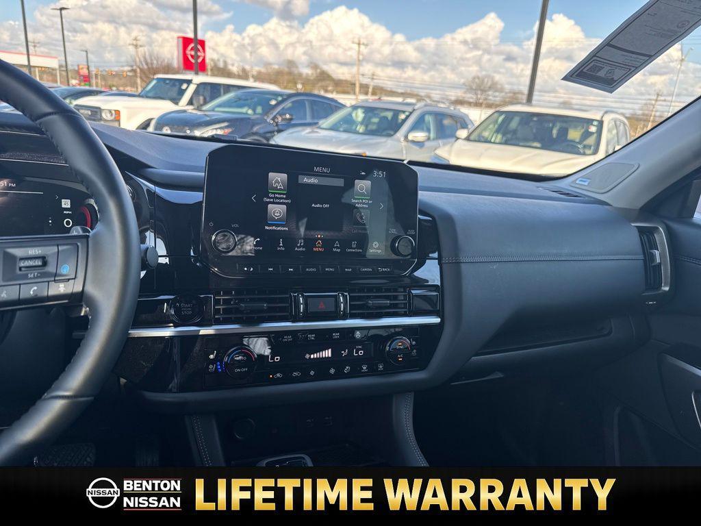 used 2025 Nissan Pathfinder car, priced at $43,279