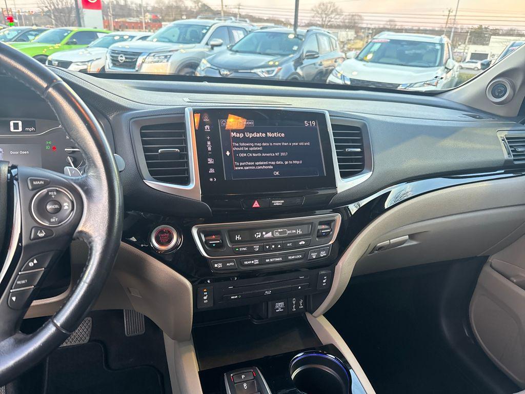 used 2017 Honda Pilot car, priced at $17,764