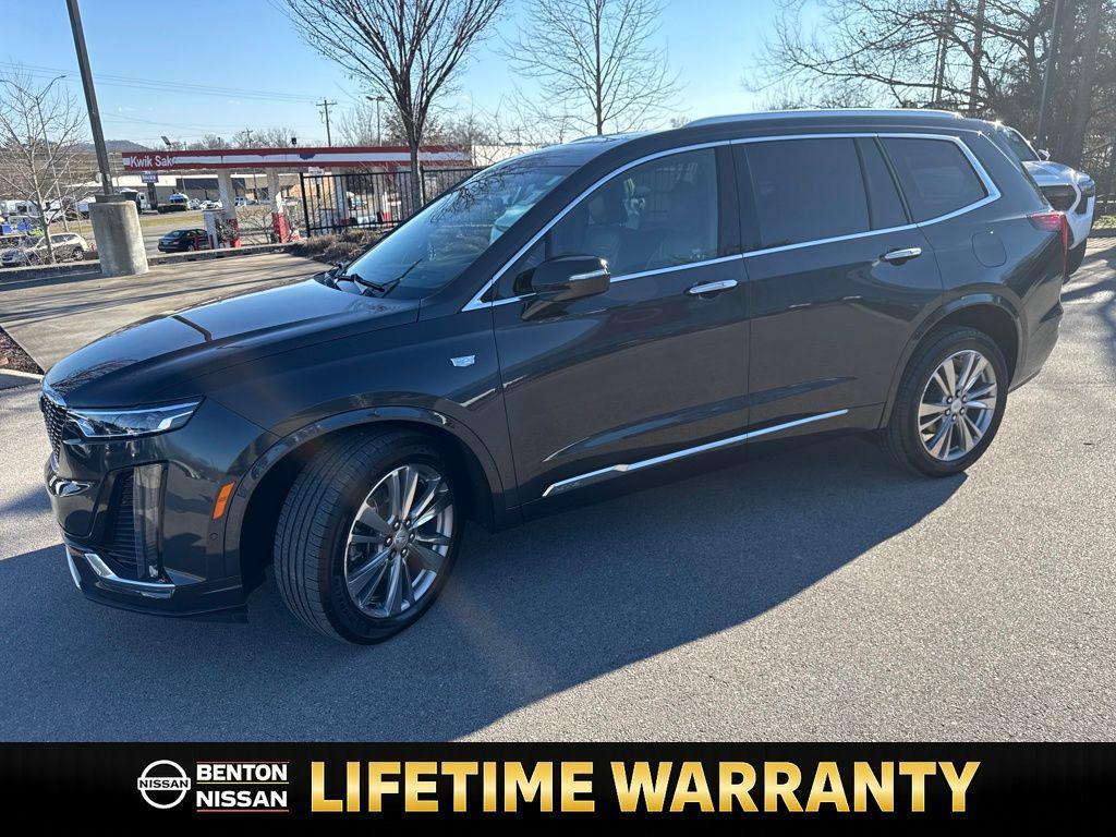 used 2023 Cadillac XT6 car, priced at $32,844