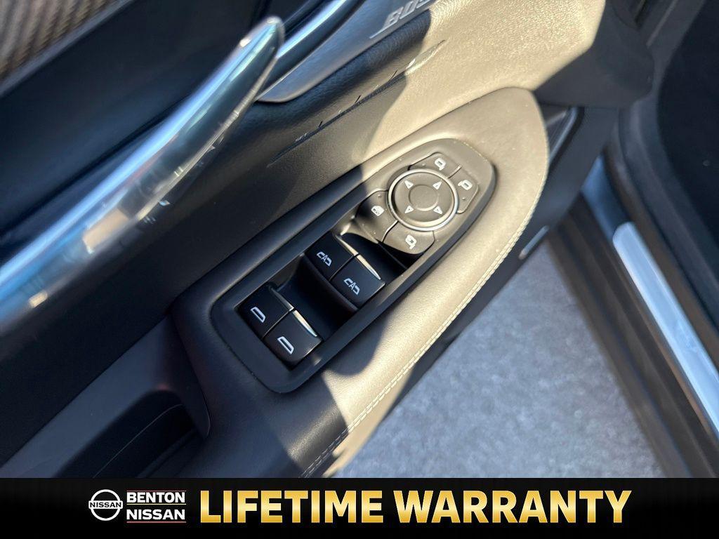 used 2023 Cadillac XT6 car, priced at $32,844