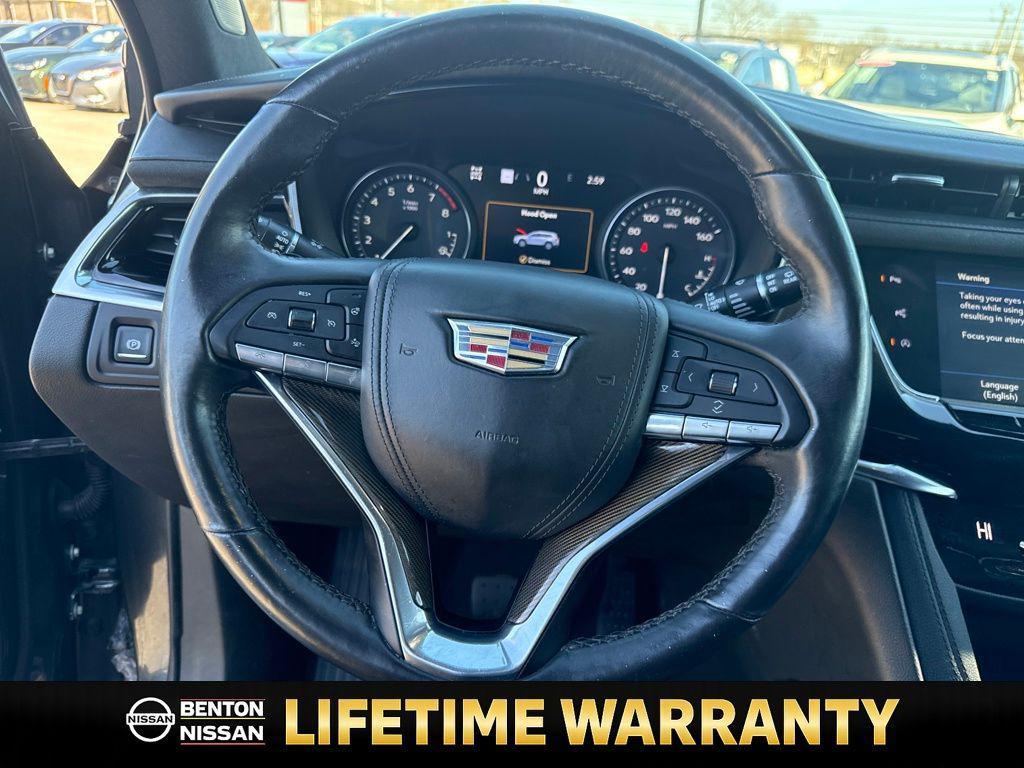 used 2023 Cadillac XT6 car, priced at $32,844