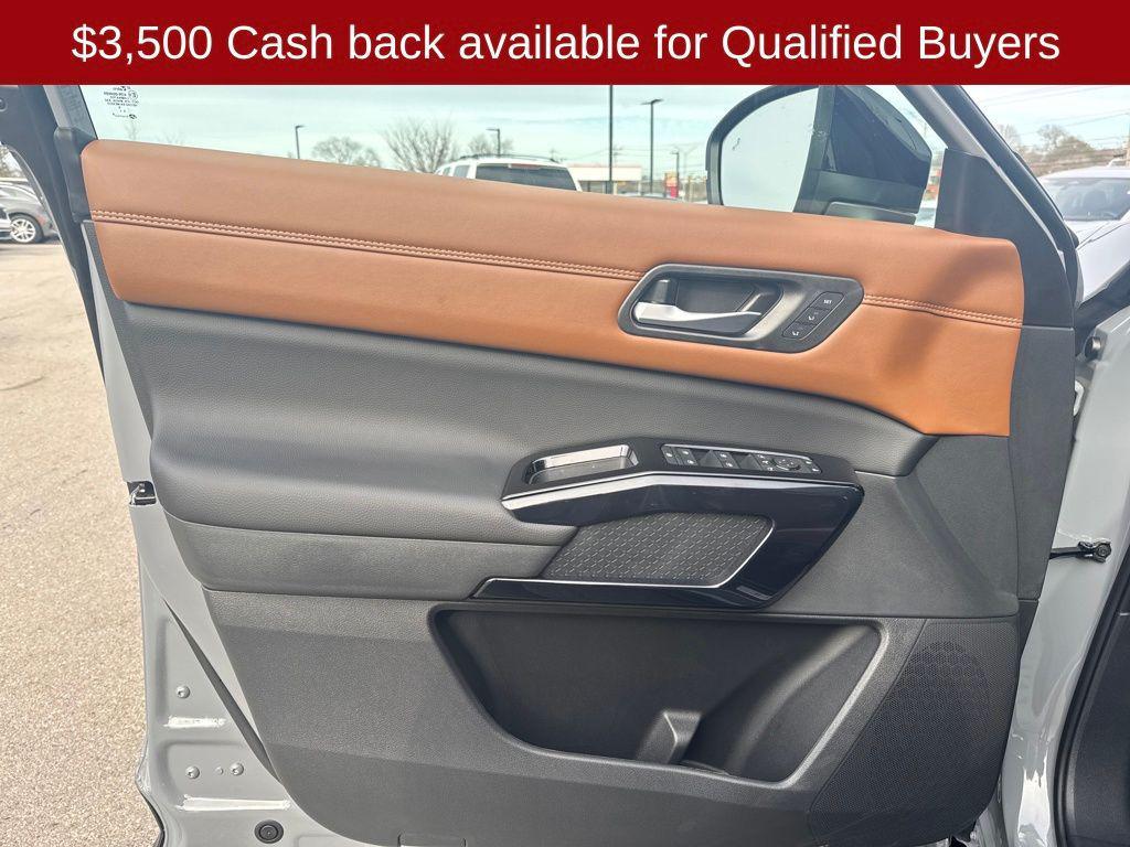 new 2026 Nissan Pathfinder car, priced at $47,638