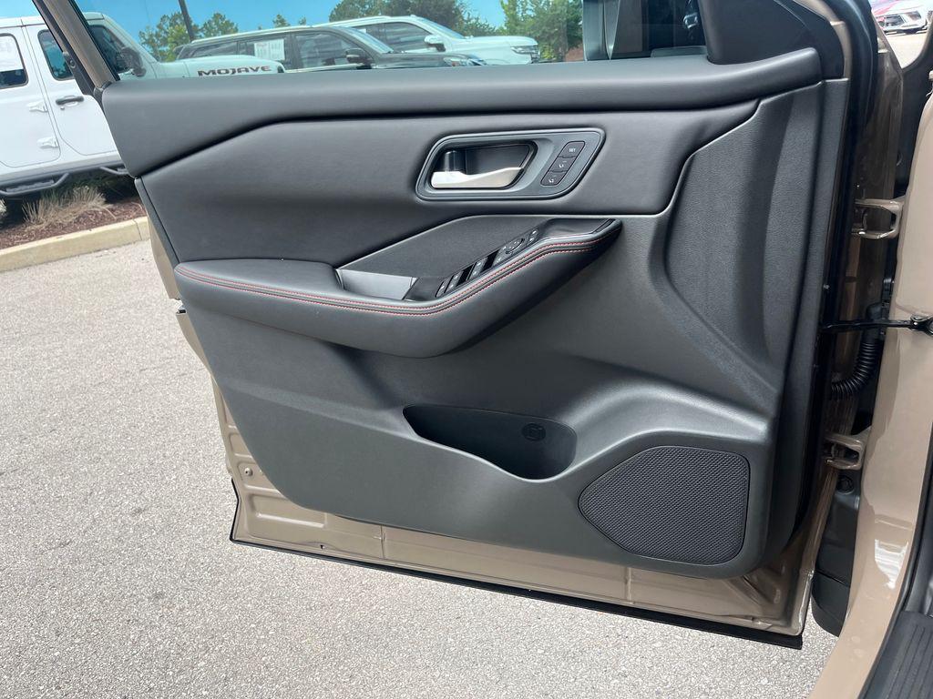 new 2026 Nissan Rogue car, priced at $31,934