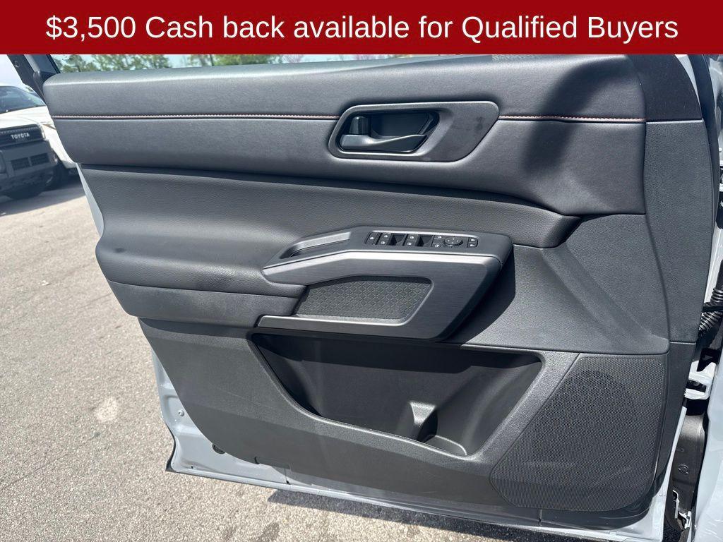 new 2026 Nissan Pathfinder car, priced at $50,440