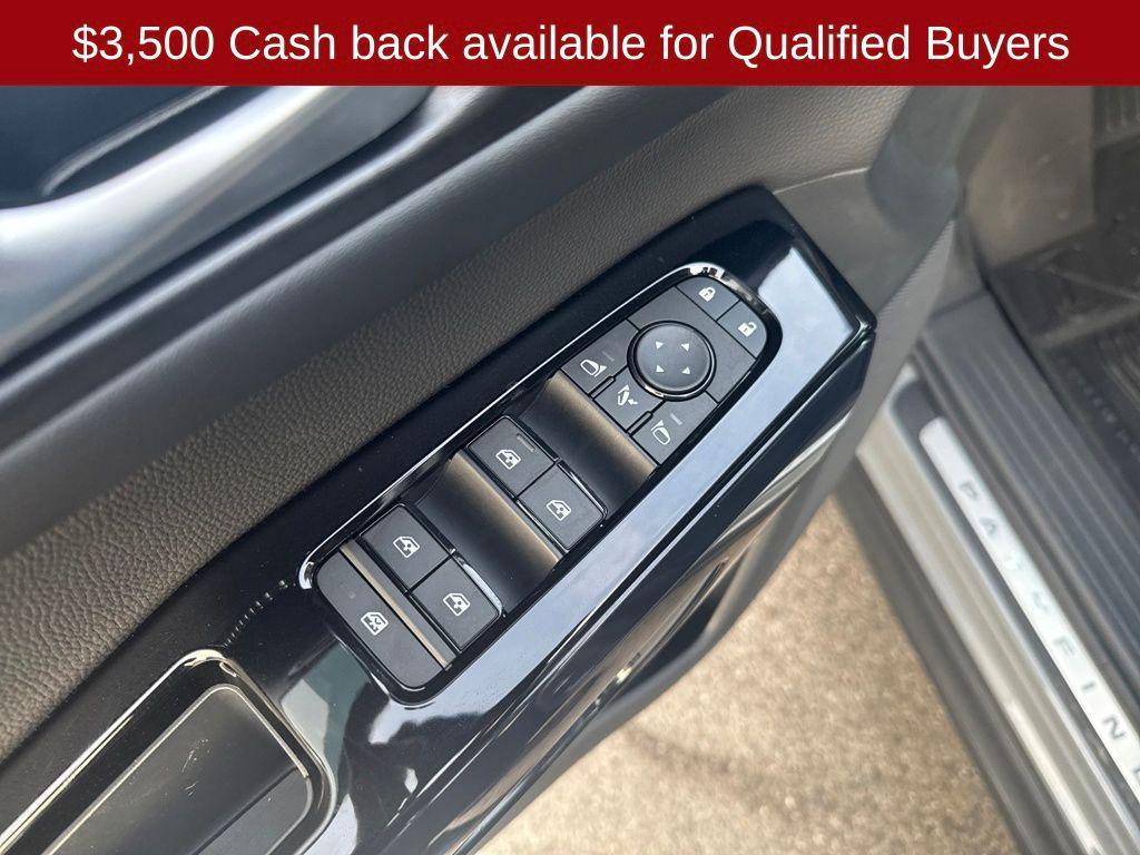 new 2026 Nissan Pathfinder car, priced at $48,128