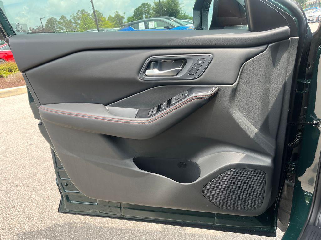 new 2026 Nissan Rogue car, priced at $31,934