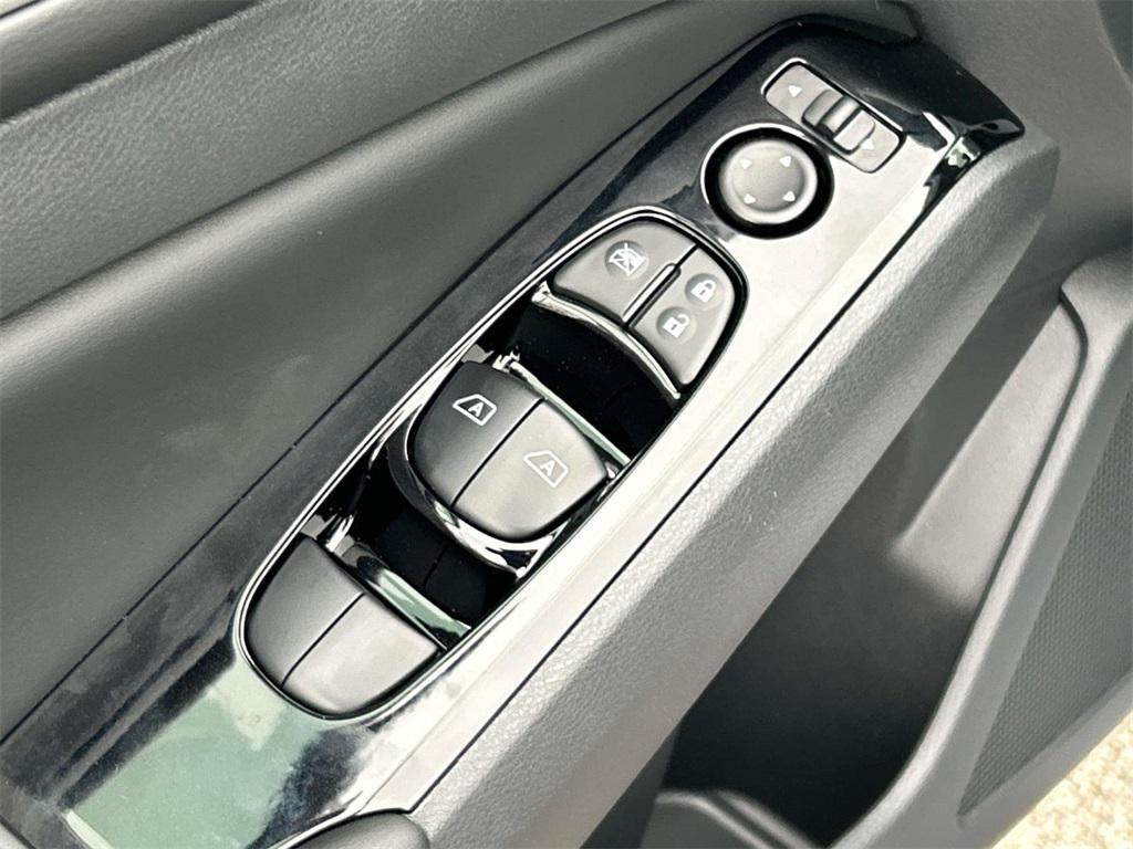 new 2025 Nissan Altima car, priced at $29,396